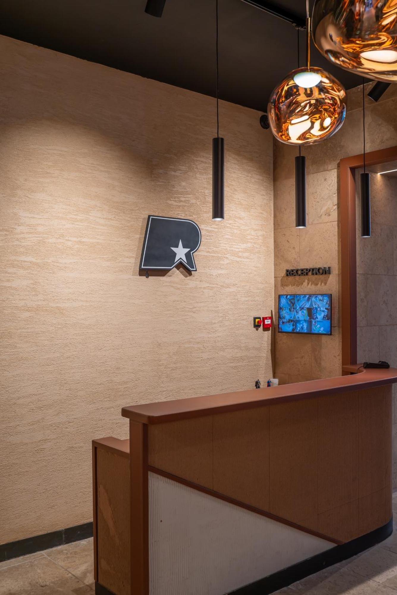 Hotel By Reboul - Boutique Hotel กาซีส์ ภายนอก รูปภาพ